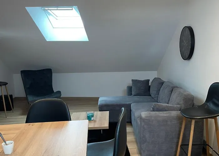 La Parenthese Remoise Apartment *